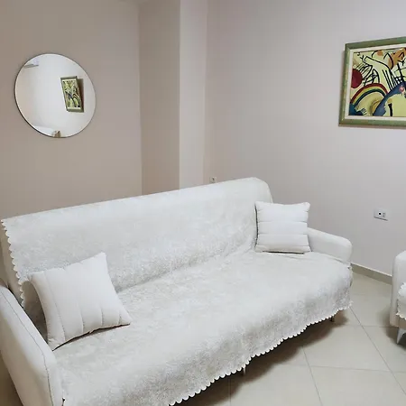 Spacious 8-person Sarandë
